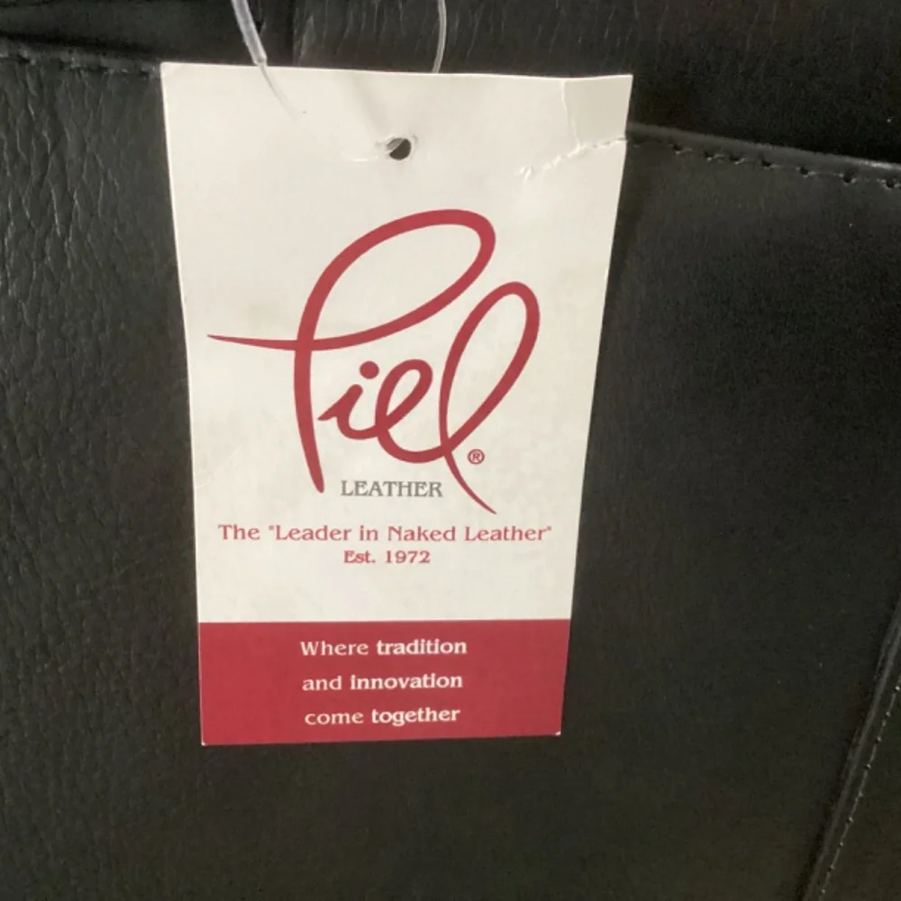 NWT Piel Black Leather computer case Unisex Hardside Shoulder Tote Made Columbia